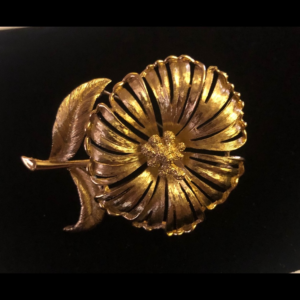 Flower Brooch Signed Monet